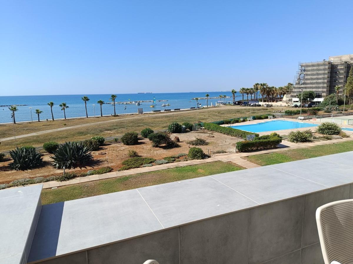Julie'S Beach House Voroklini Dış mekan fotoğraf