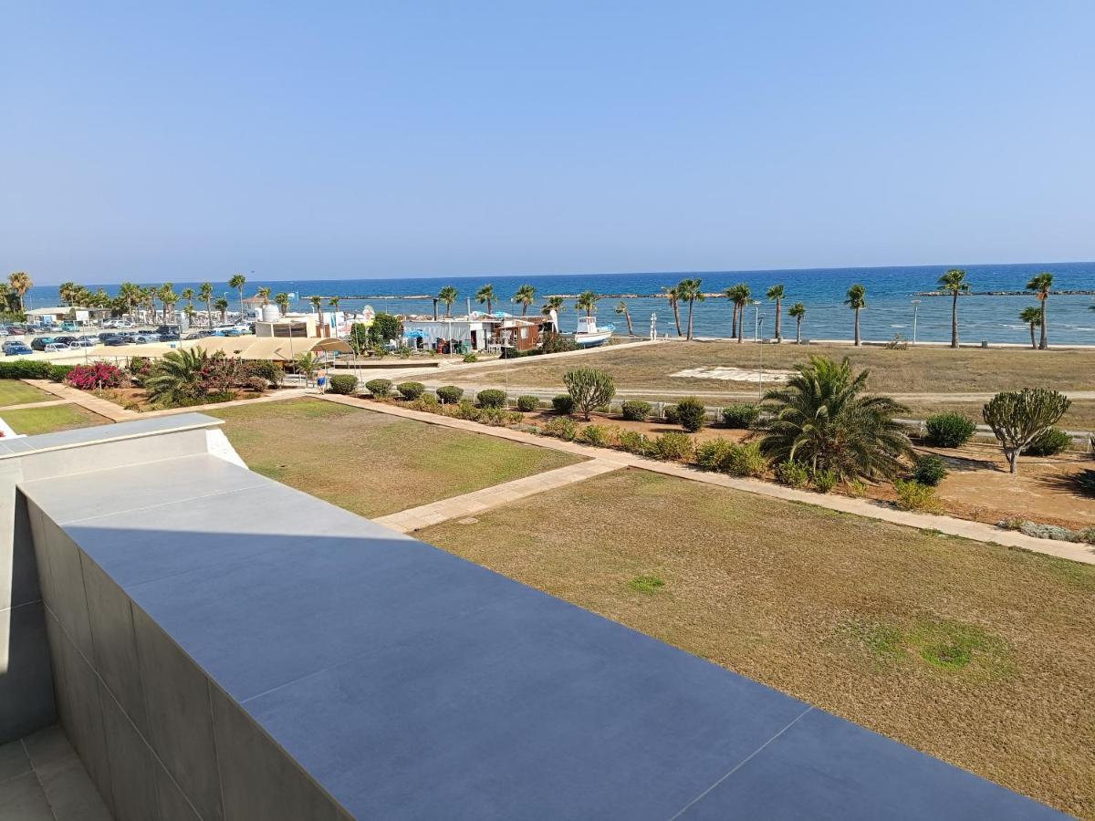 Julie'S Beach House Voroklini Dış mekan fotoğraf