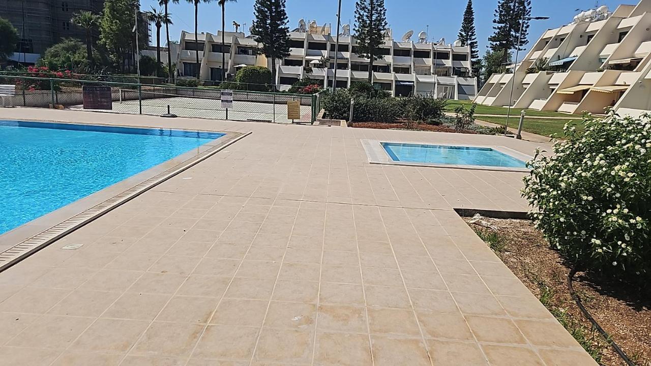 Julie'S Beach House Voroklini Dış mekan fotoğraf