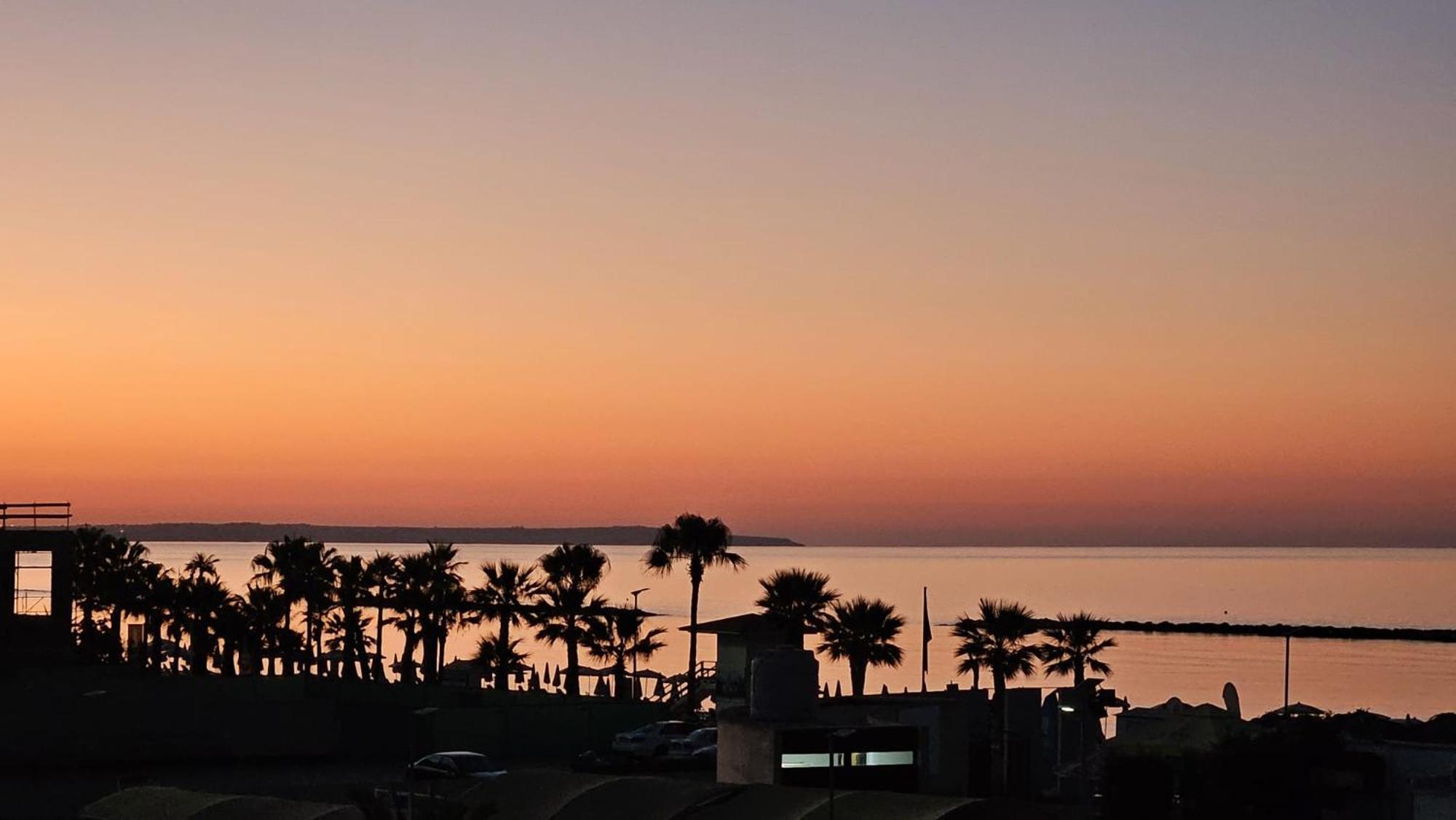 Julie'S Beach House Voroklini Dış mekan fotoğraf